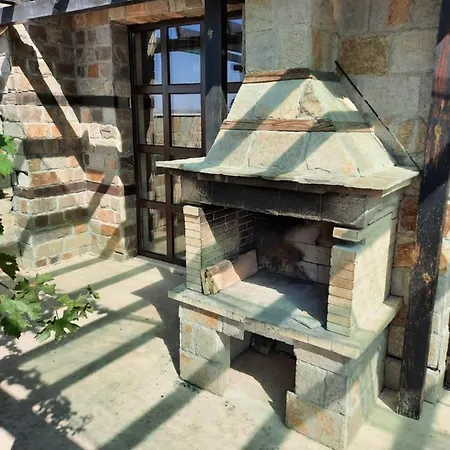 Beautiful 2-bed In Cholakova Cheshma Kosharitsa