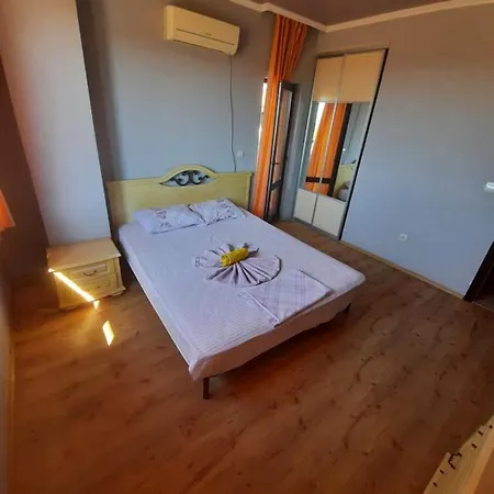 Beautiful 2-bed In Cholakova Cheshma