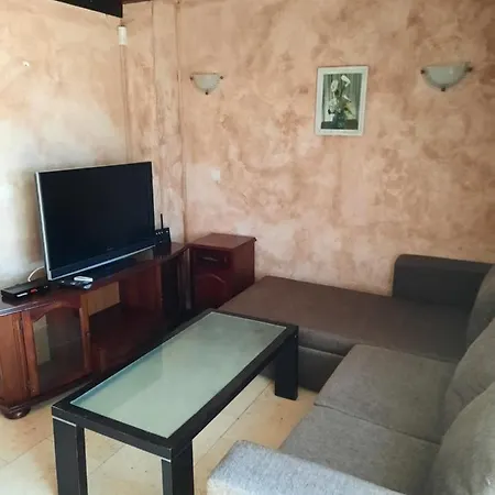 Beautiful 2-bed In Cholakova Cheshma Villa *