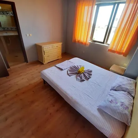 Beautiful 2-bed In Cholakova Cheshma